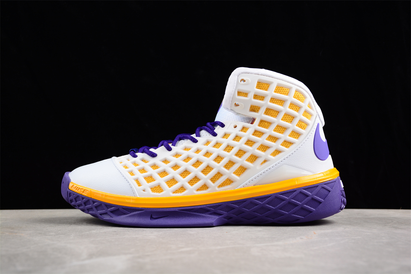 Nike Kobe 3 Lakers